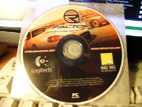 fijaros en el logo de Logitech en el DVD del rfactor